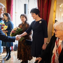 Prezident Petr Pavel s Evou Pavlovou přijali na Hradě devatenáct významných žen úspěšných ve svých oborech 