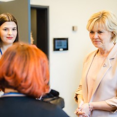 Eva Pavlová se zúčastnila Konference rané péče a slavnostního setkání u příležitosti Světového dne Červeného kříže v Senátu