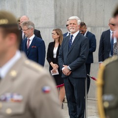 Prezident republiky se zúčastnil slavnostního nástupu ke Dni ozbrojených sil